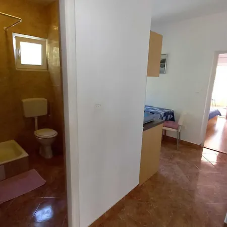 דירה One-bedroom With Terrace